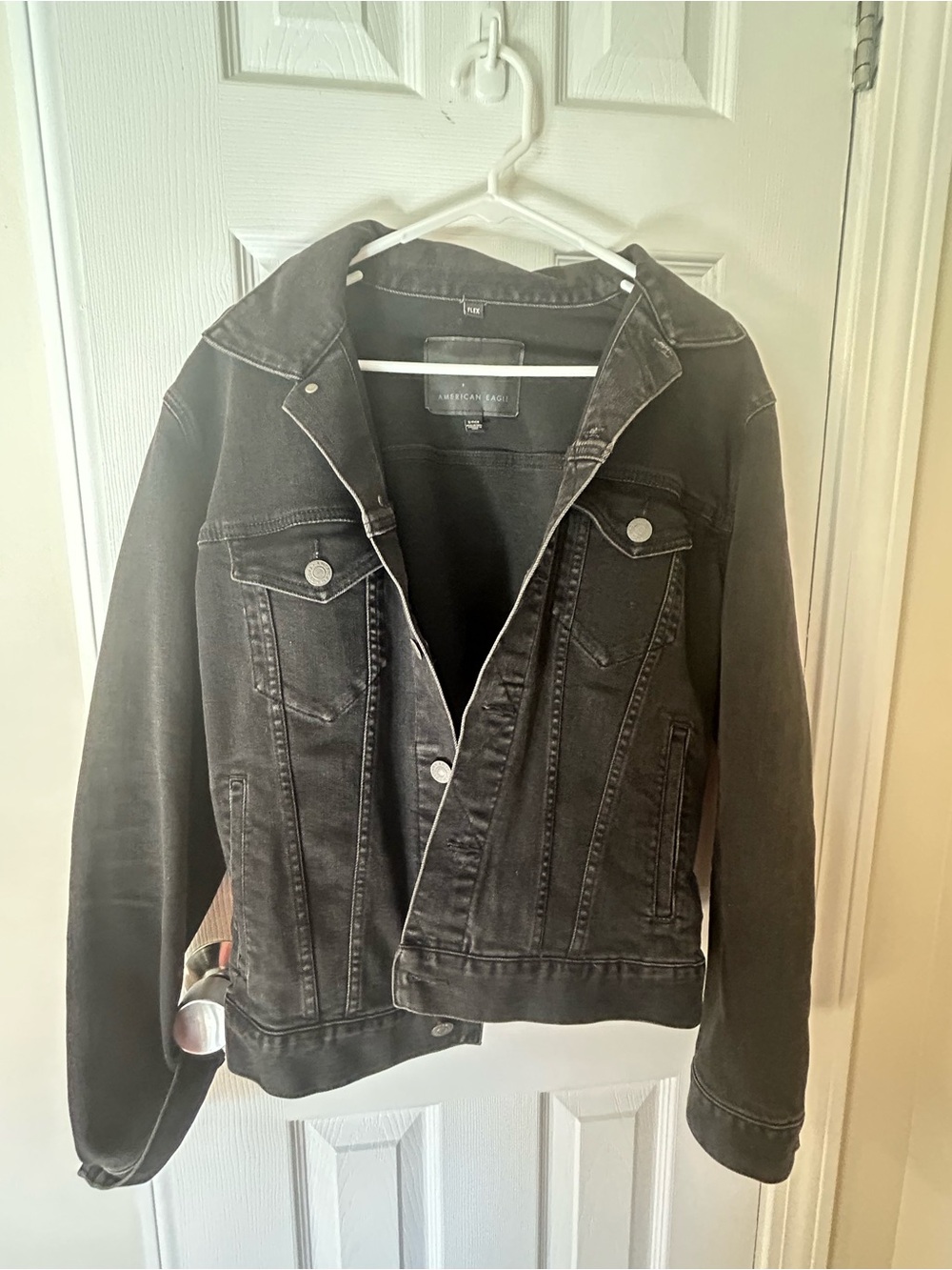 American Eagle Outfitters Women's Washed Black Denim Jacket